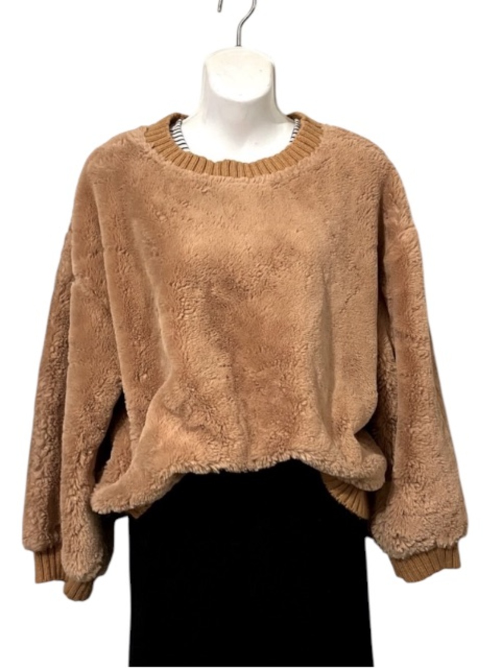 Woven Heart Gold Tan Faux Fur Teddy Pullover Crew Neck Sweater Sweatshirt Top L